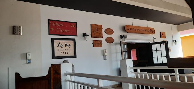 La Casa del Habano St. Kitts display
