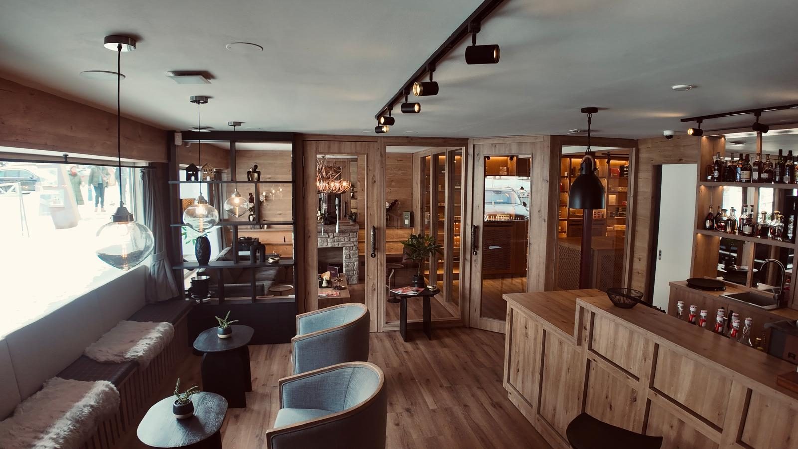La Casa del Habano Samnaun interior